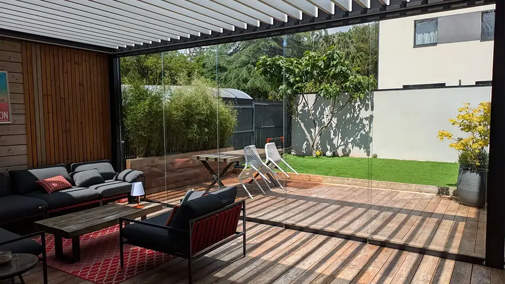 Pergola coulissant de verre