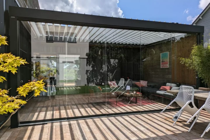Pergola coulissant de verre